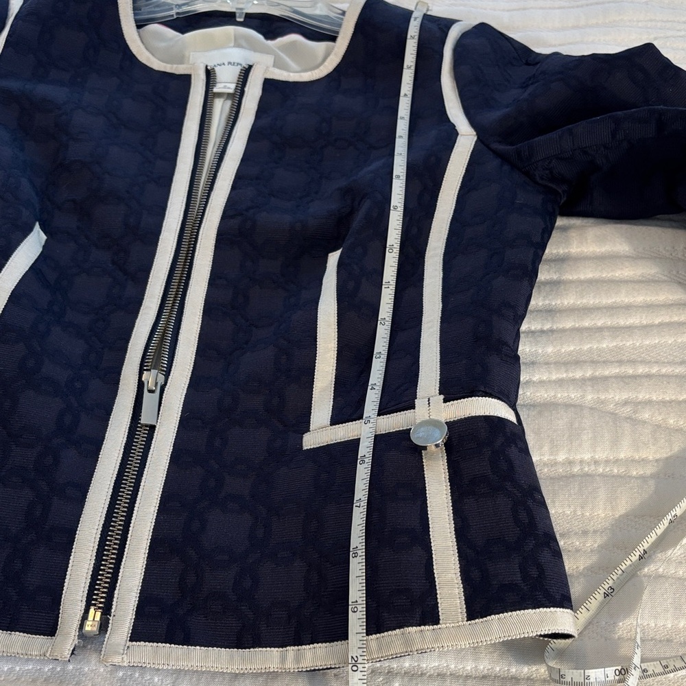 Banana Republic Navy Textured with Ivory Ribbon Trim Jacket Zip Closure EUC sz 2 - Picture 6 of 9